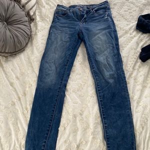 American Eagle Super Stretch Hi Rise Jeggings. The Next Level Stretch Line.